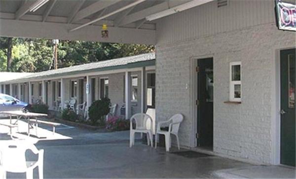 Forest Lodge Motel Happy Camp Exterior foto